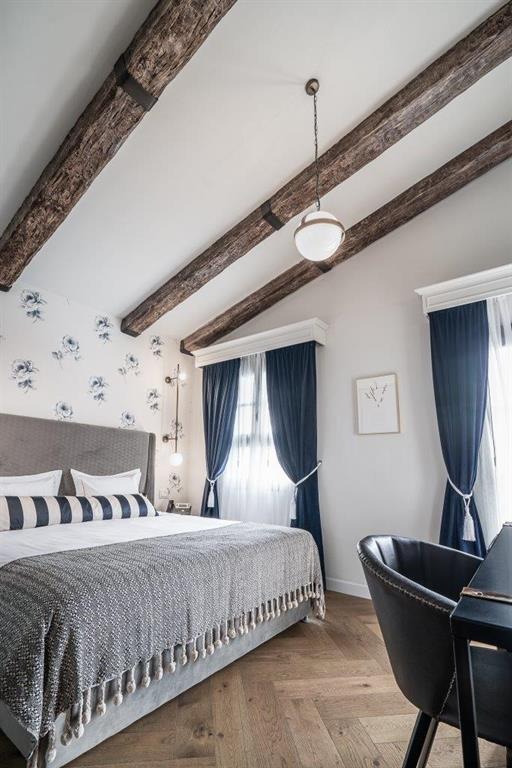 Zamarin – Deluxe Room